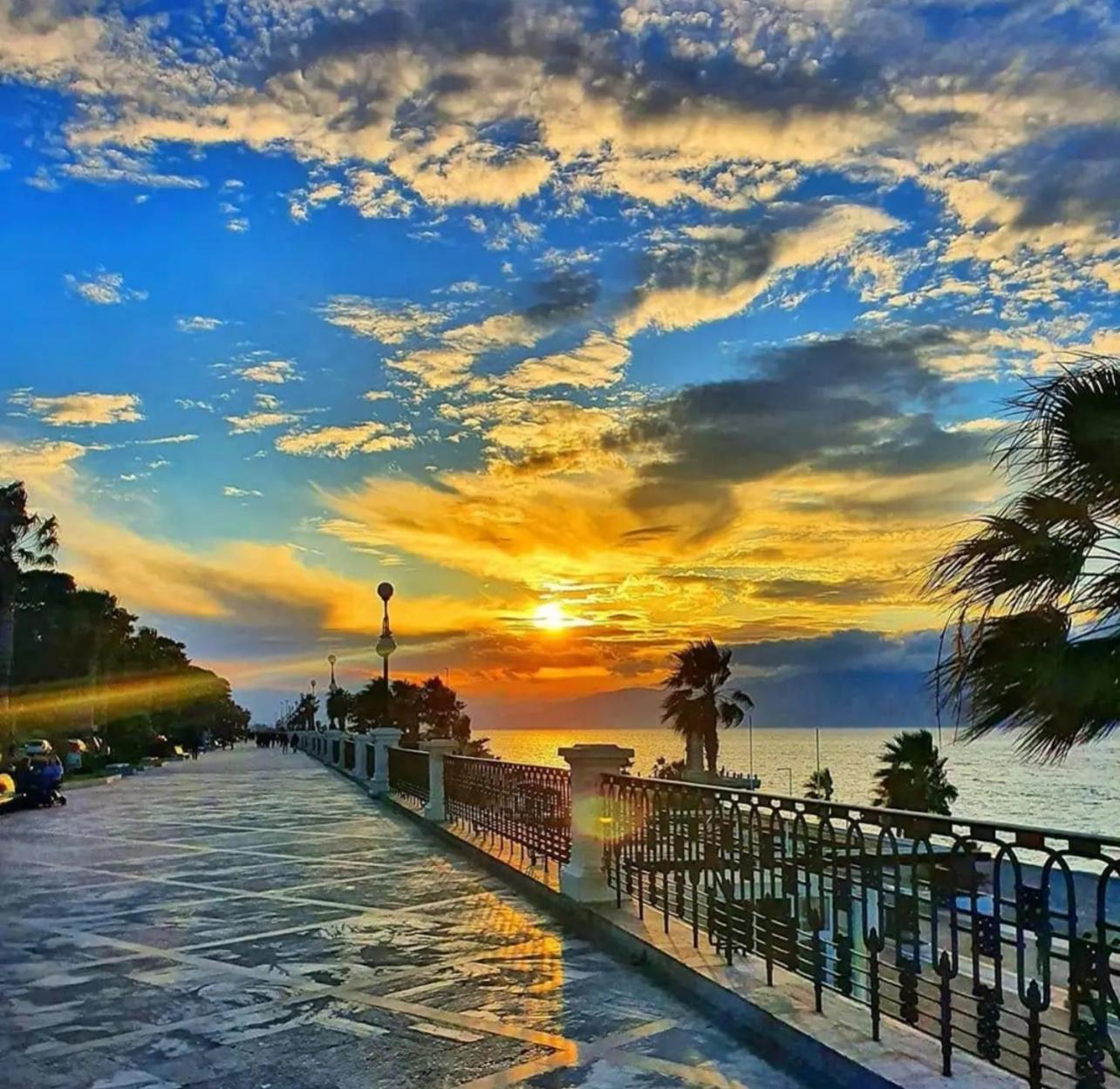 La Dimora Soleluna Reggio Calabria Esterno foto